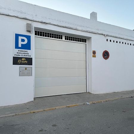 Riam Suites Apartamentos Los Palacios Y Villafranca Eksteriør bilde
