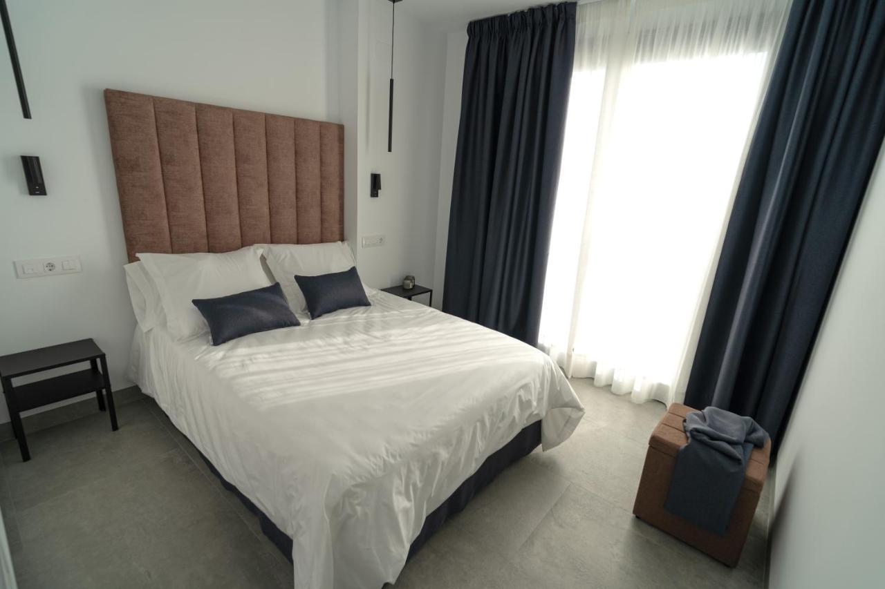 Riam Suites Apartamentos Los Palacios Y Villafranca Eksteriør bilde
