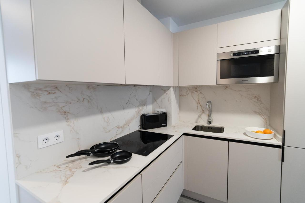 Riam Suites Apartamentos Los Palacios Y Villafranca Eksteriør bilde