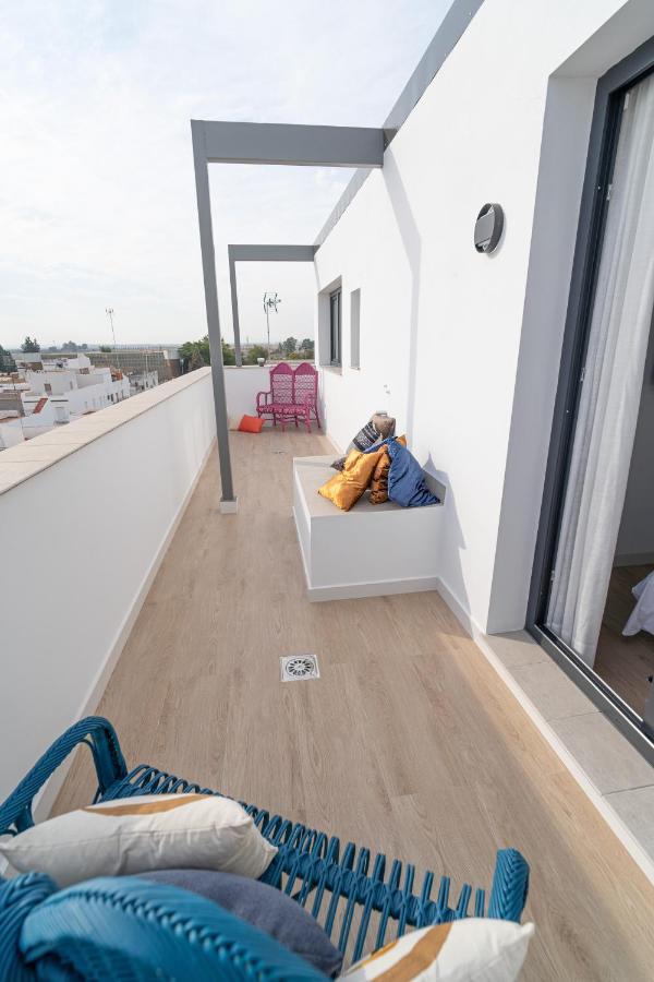 Riam Suites Apartamentos Los Palacios Y Villafranca Eksteriør bilde
