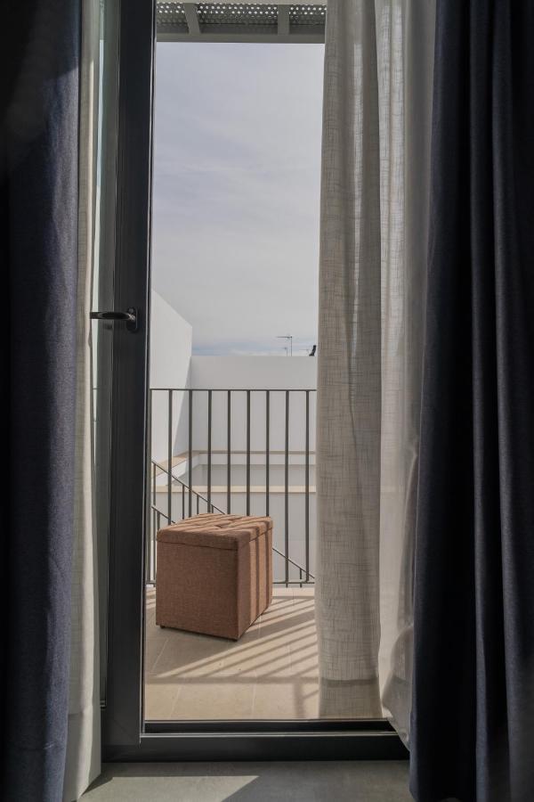 Riam Suites Apartamentos Los Palacios Y Villafranca Eksteriør bilde